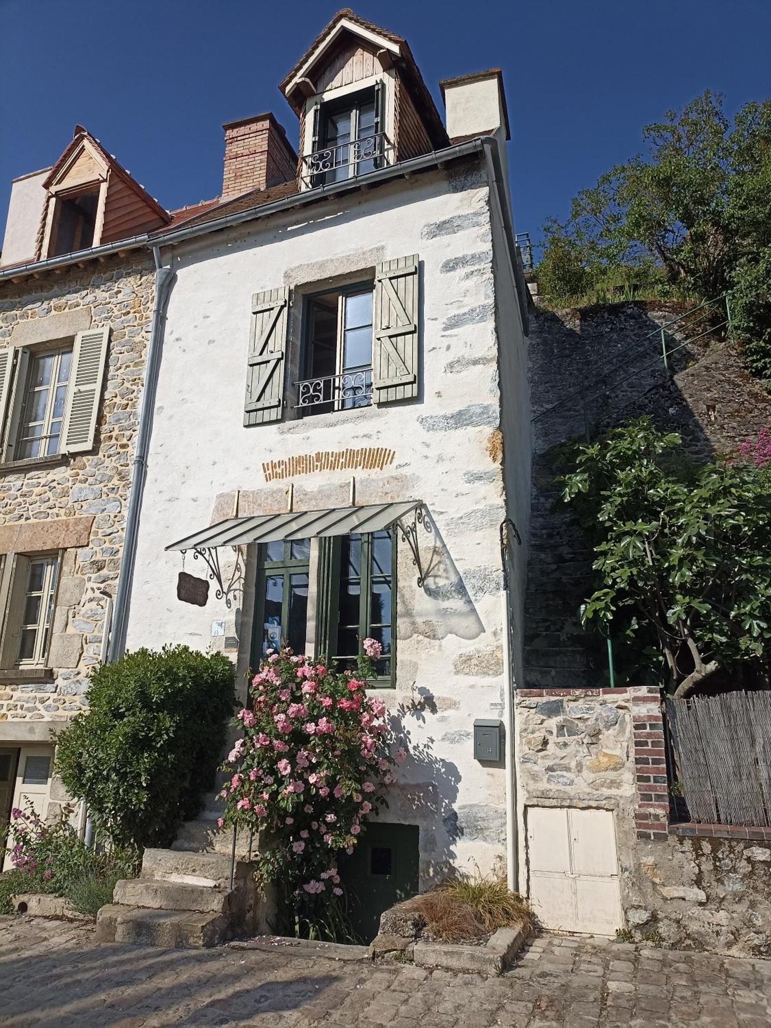 Gite Le Bourgneuf Fresnay-sur-Sarthe ภายนอก รูปภาพ
