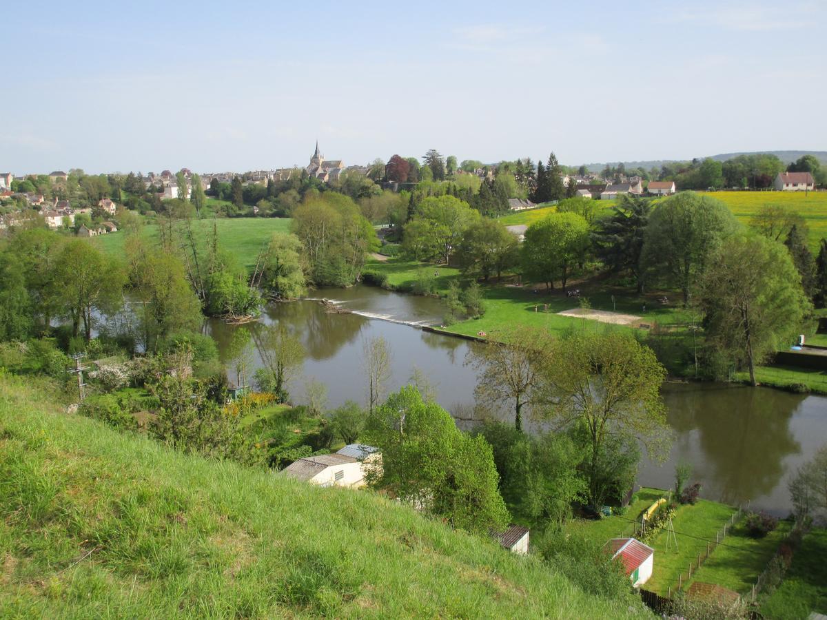 Gite Le Bourgneuf Fresnay-sur-Sarthe ภายนอก รูปภาพ